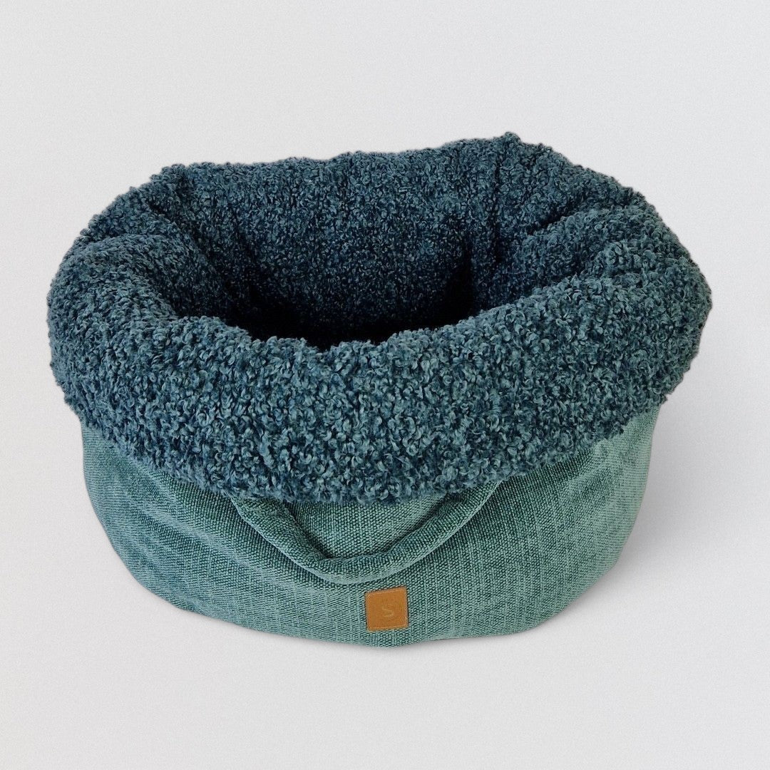 Ronde hondenmand stevige stof linnenlook kleuren petrol met petrol kleur voering