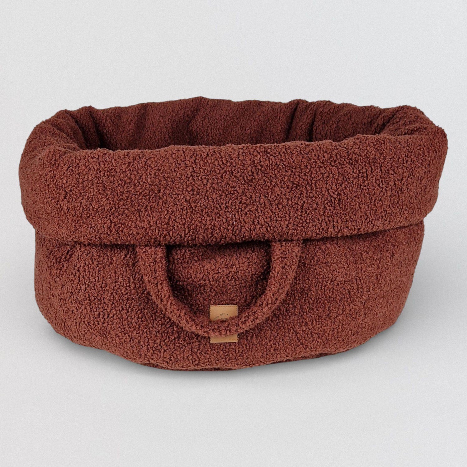 Bordeaux teddy luxe hondenmand met ronde vorm en opstaande rand